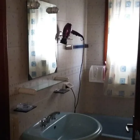 Leopardi Bed & Breakfast Lequile