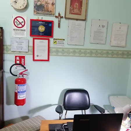 Leopardi Bed and Breakfast Lequile